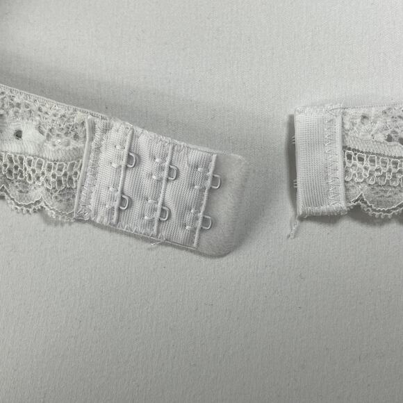 Laura Ashley Comfort Push Up Underwired Bras 2 pack NEW Size 38C White Blue - Picture 8 of 12